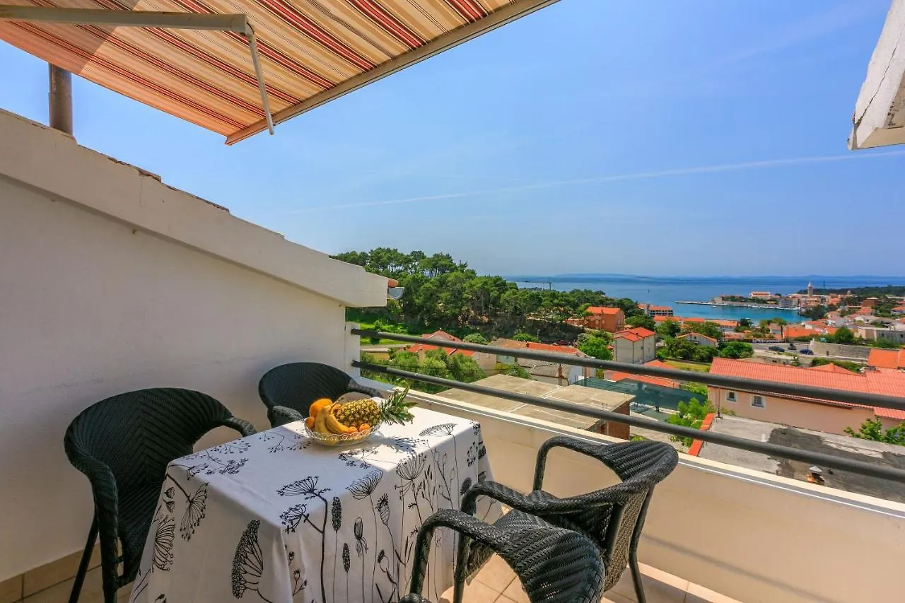 Apartment Iva Banjol